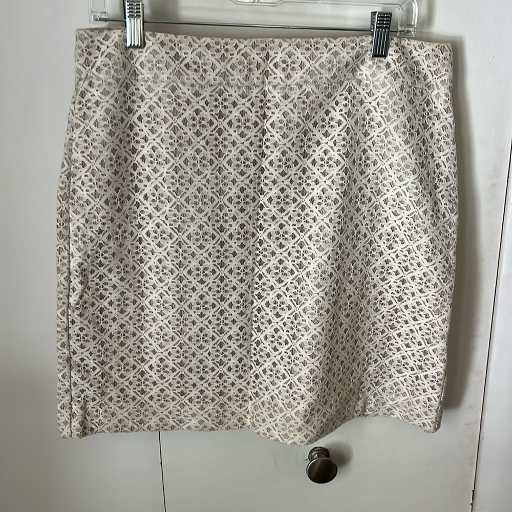 Loft lace mini skirt